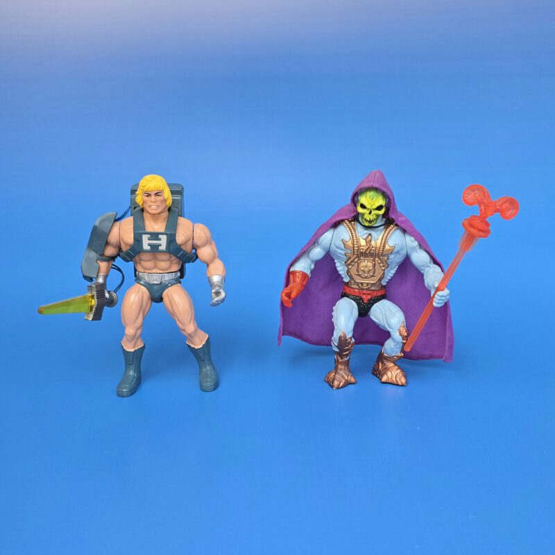 Lose Figuren in einem Case "Laser Light Skeletor & Laser Power He-Man + Funktionsprüfung" / Masters of the Universe